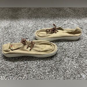 Vans Tan Canvas Men's Sneakers (019)